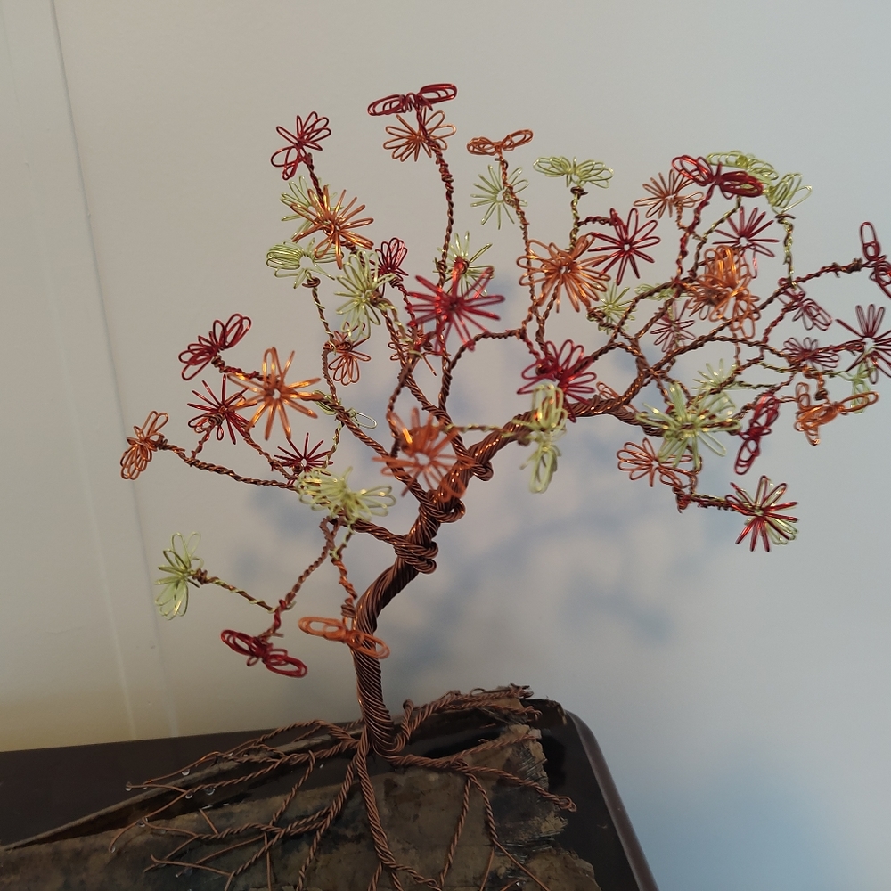 Wire tree - Picture 3 of 5